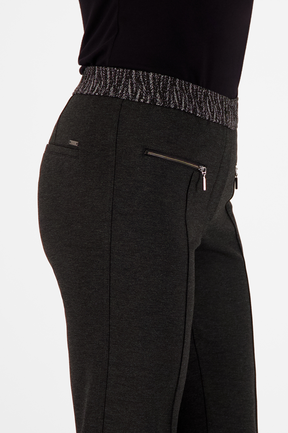 ZARIA1-P-601281