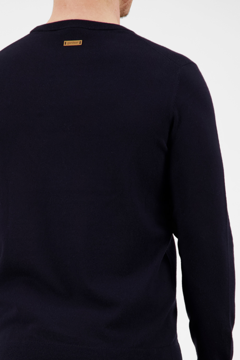 PULLOVER1-110401