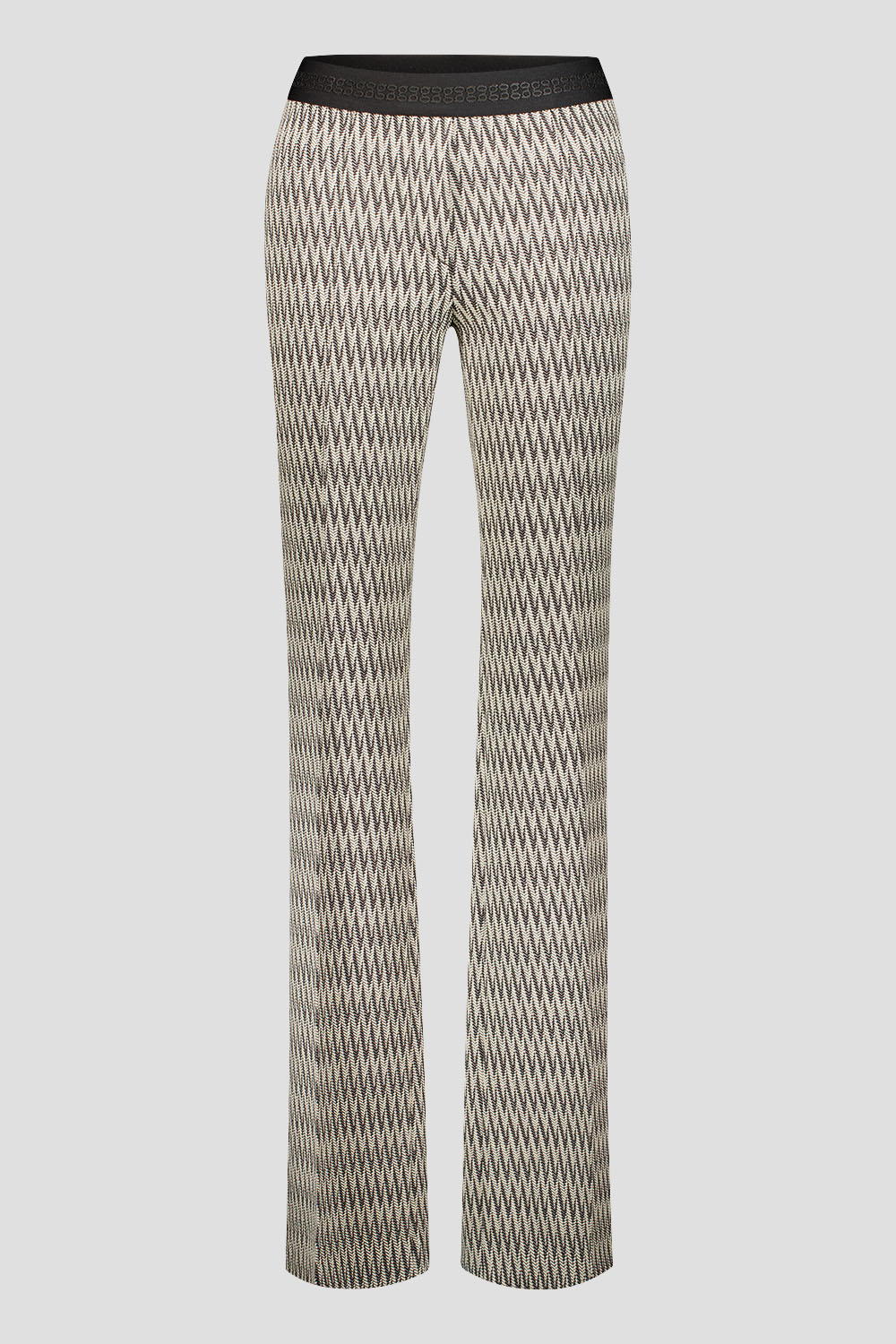 ZARIA-646661