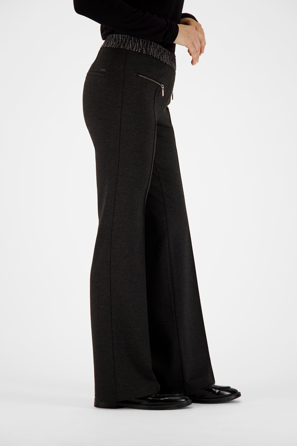 ZARIA1-P-601281