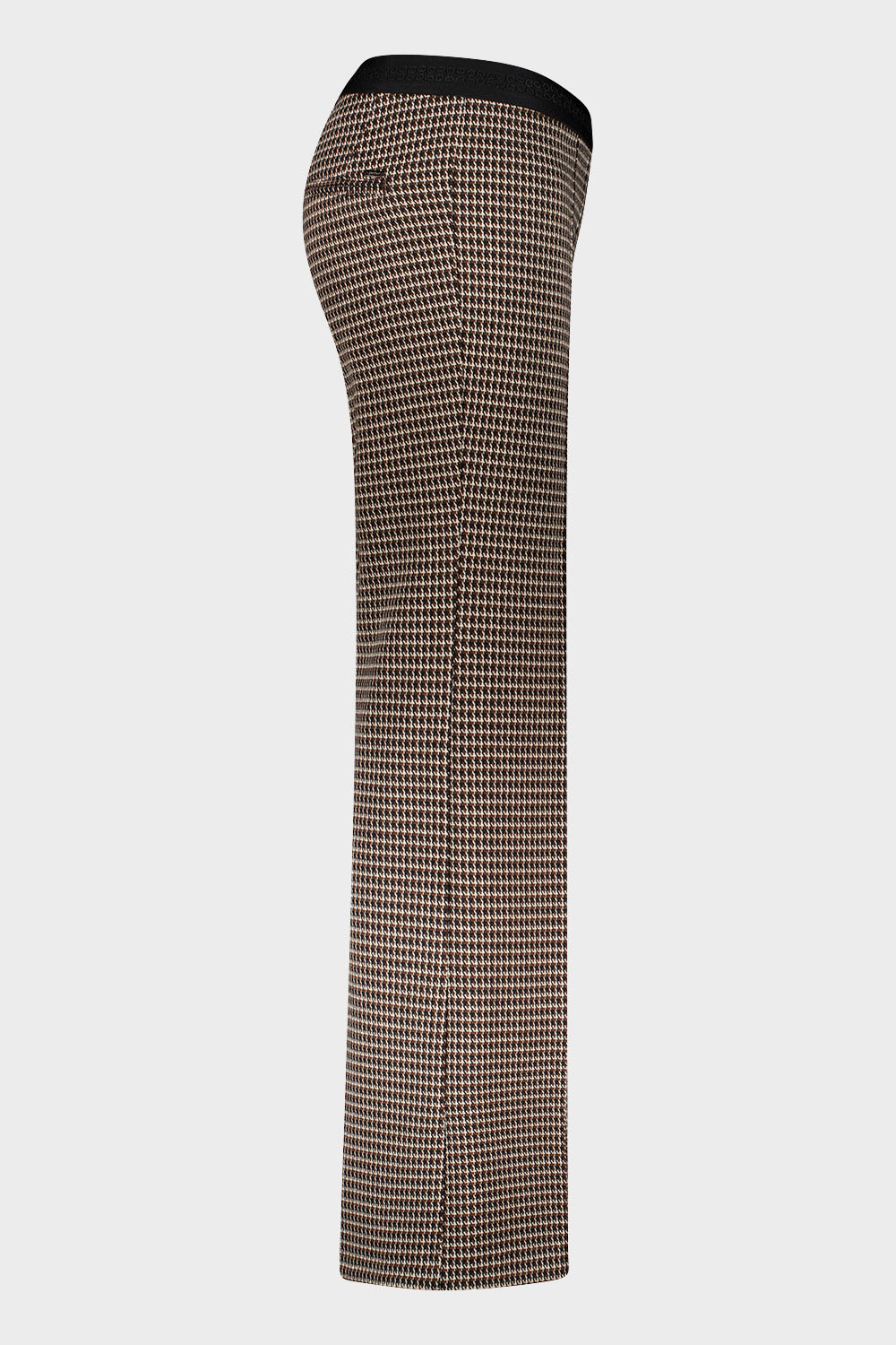 ZARIA-646381